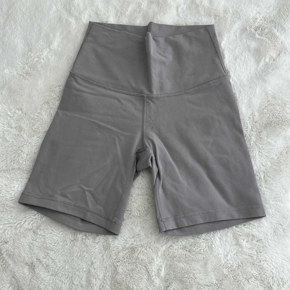 Aritzia TNA biker shorts